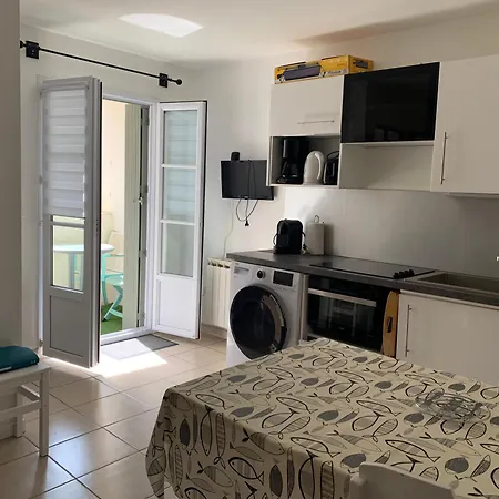 Agreable Logt A En Re Avec Piscine * La Flotte